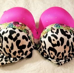 SOLD Victoria's Secret Bombshell Bras